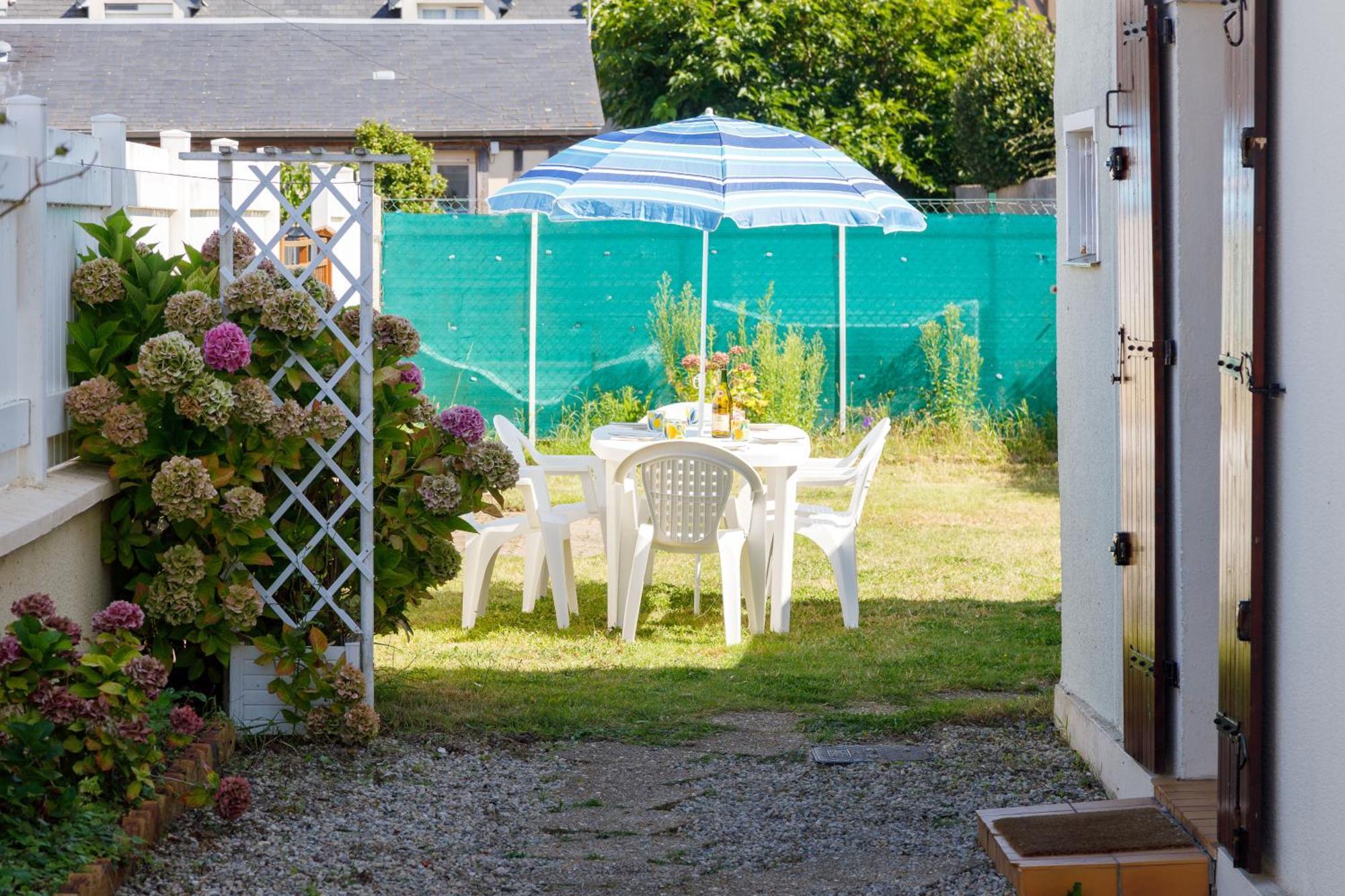 La Maison Cabourgeaise Proche Mer ภายนอก รูปภาพ